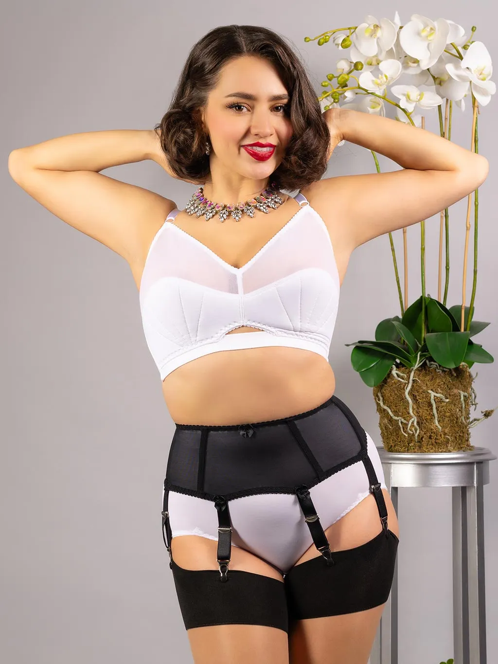 Boned Suspender Belt Black: Ltd Ed