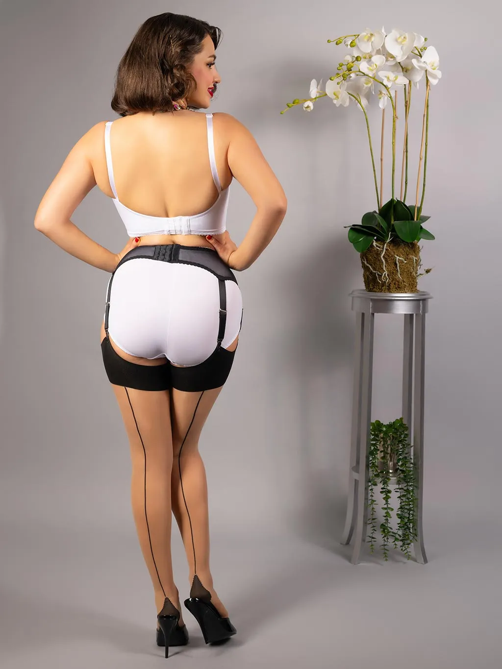 Boned Suspender Belt Black: Ltd Ed