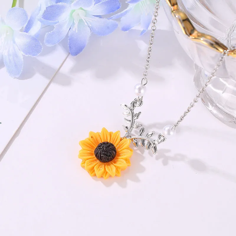 Pearl Sun Flower Necklace Temperament Fashion Sunflower Pendant Sweater Accessories