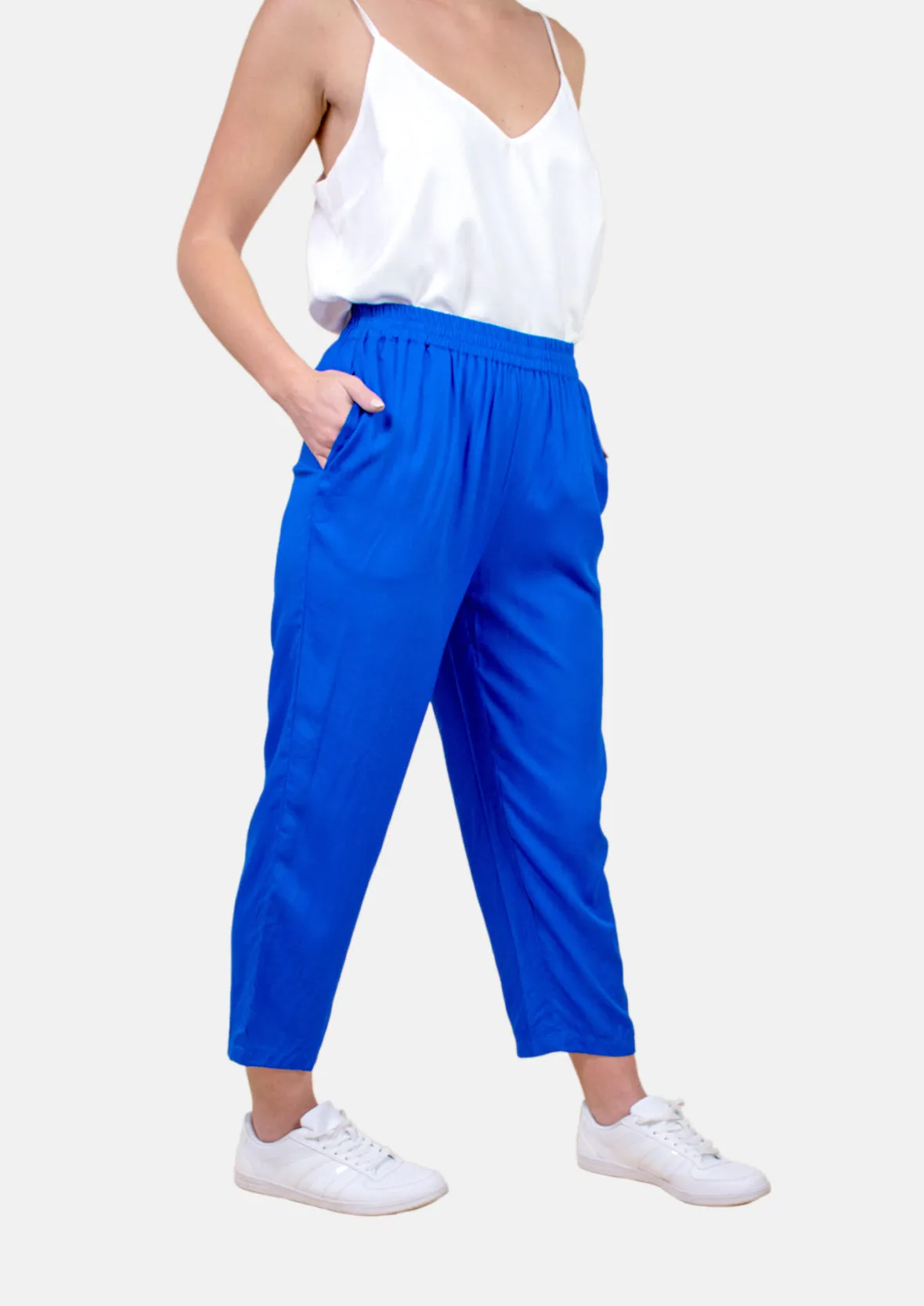 Straight Leg Trouser With Side Pockets