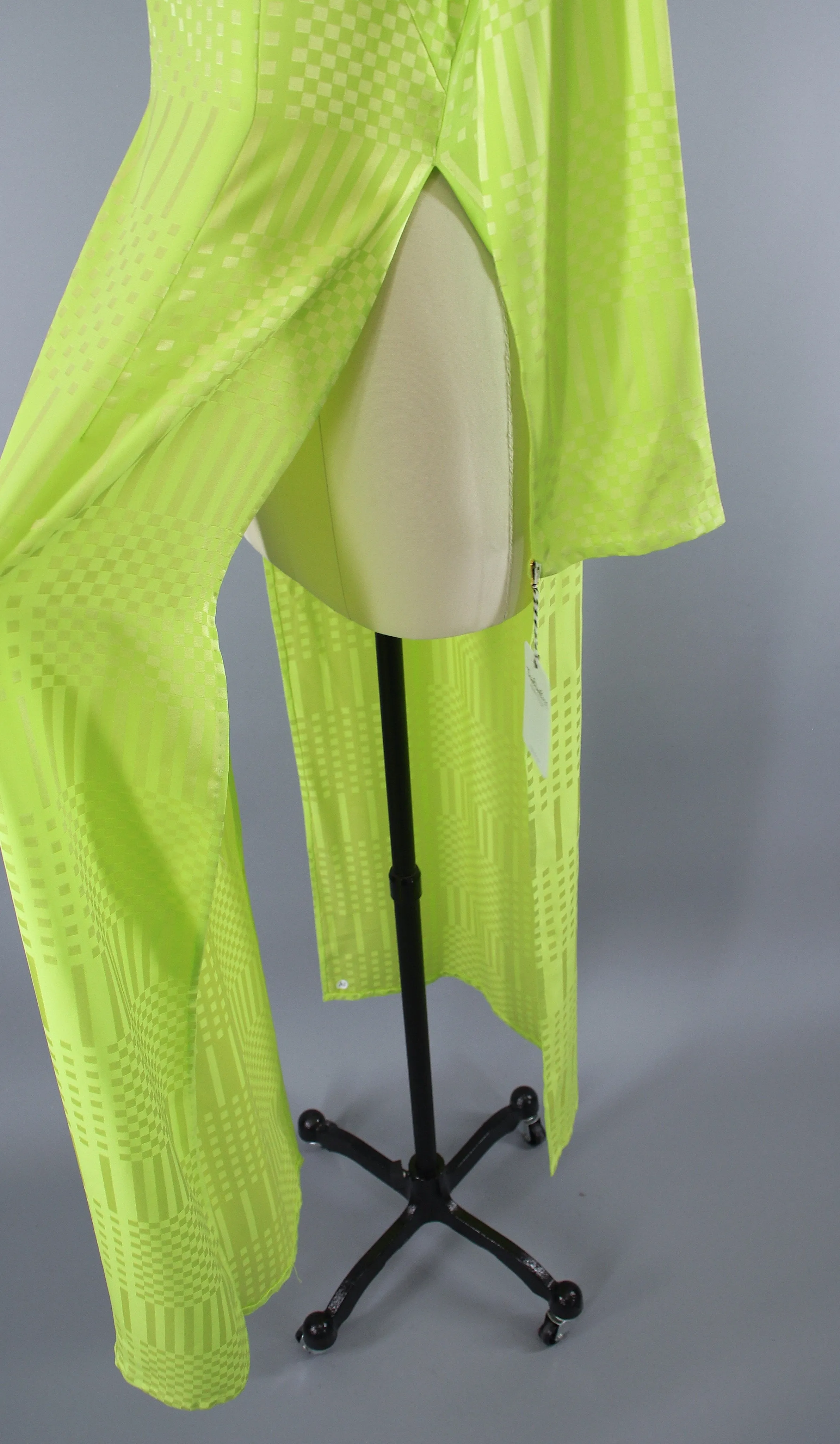 Vintage 1970s Ao Dai Vietnamese Dress / Lime Green