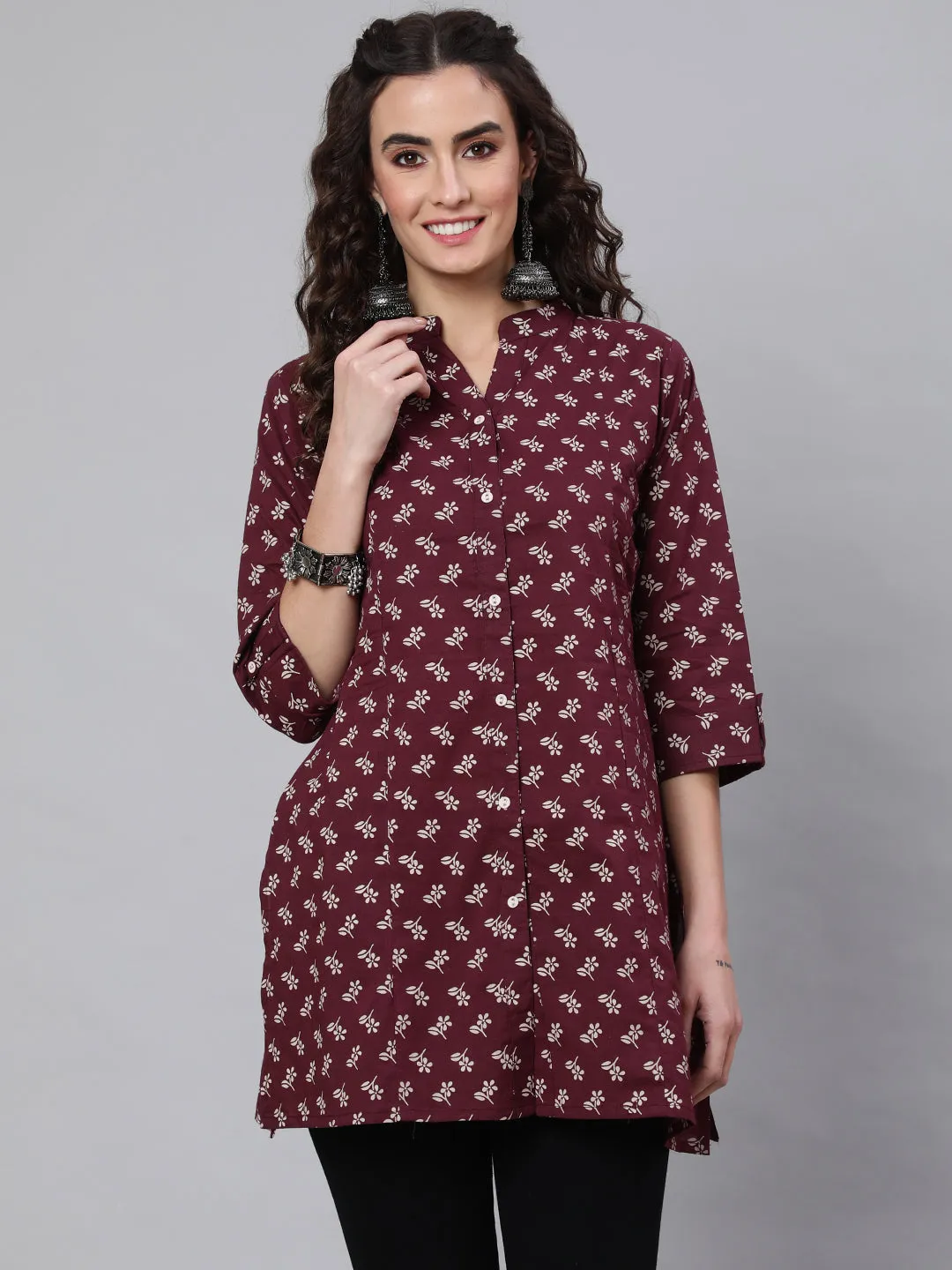 Women Burgundy Printed Straight Tunic With Three Quaretr Sleeves