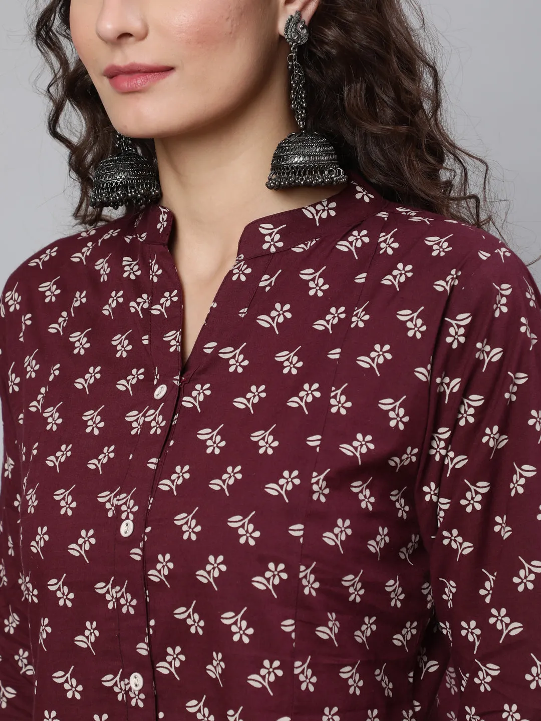 Women Burgundy Printed Straight Tunic With Three Quaretr Sleeves