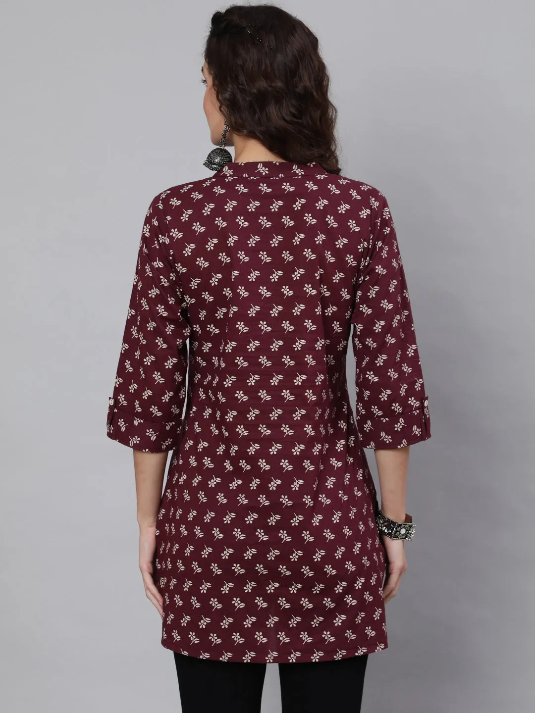 Women Burgundy Printed Straight Tunic With Three Quaretr Sleeves